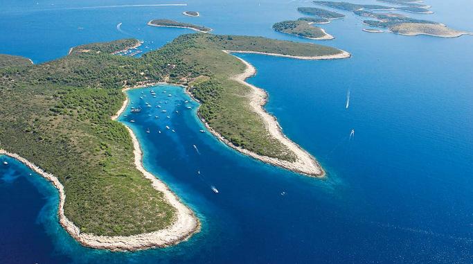 CROACIA HVAR ISLAS PAKLENI CRUCEROS